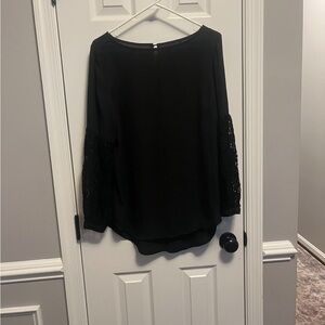 Womens APT 9 - BLACK WITH PARTIAL LACE SLEEVE Top Medium. Nightout causal date